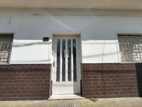 VENTA PH 2 AMBIENTES SIN EXPENSAS CIUDADELA