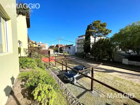 Depto Tipo Casa en Venta de 2 dormitorios