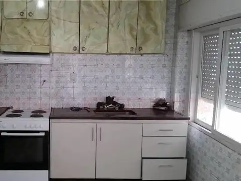 DEPARTAMENTO 3 AMBIENTES CON PATIO Y TERRAZA