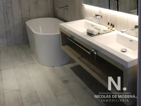 Vende apartamento en de 2 dormitorios en Punta del Este