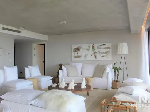Vende apartamento en de 2 dormitorios en Punta del Este