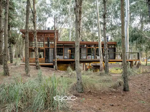 Costa Esmeralda - Barrio Bosques