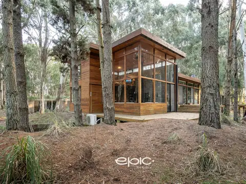 Casa en Costa Esmeralda - Barrio Bosques