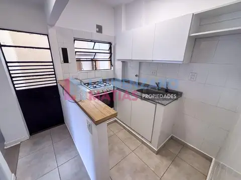 Depto Tipo Casa en Alquiler de 1 dormitorio