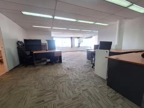 Oficina en Alquiler 59 años