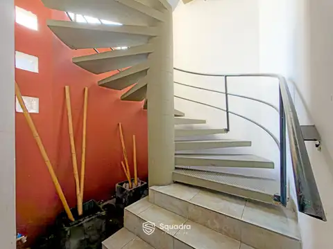 Departamento dos dormitorios y cochera. Echesortu