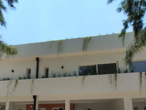 Casa en Venta en Barrio Parque Leloir, USD 220.000