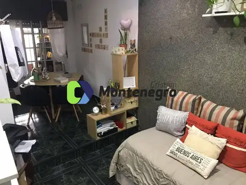 Casa 3 ambientes con 2 baños