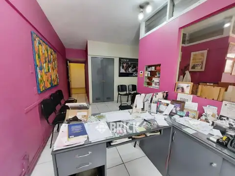 Oficina 3 ambientes con 1 baño
