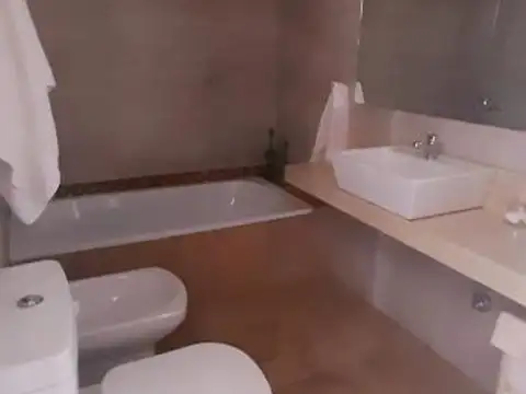 Departamento 2 ambientes con 2 baños