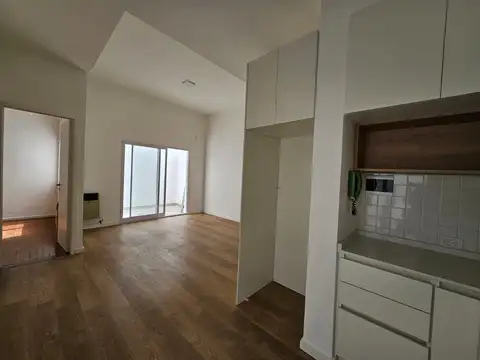 Depto Tipo Casa 3 ambientes con 1 baño
