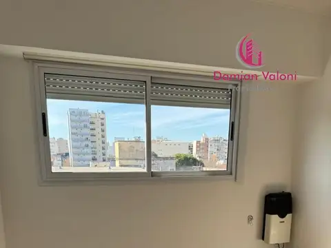 HERMOSO 2 AMBIENTES AL FRENTE CON BALCON