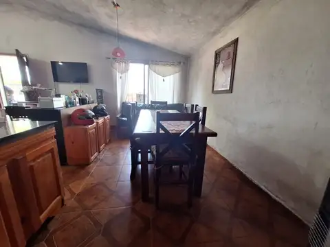 VENTA CASA 2 DORM ALTA GRACIA  818M2 A REFACCIONAR