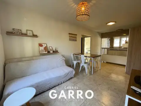 Martín Pescador 1200, Piso 2°