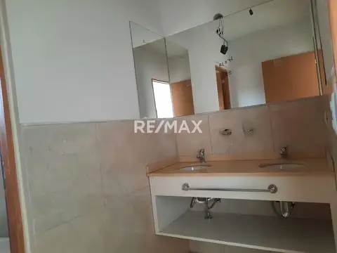 Depto Tipo Casa en Venta 4 años