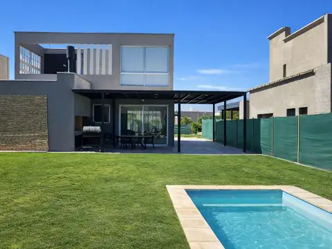 ALQUILER CASA AMOBLADA ALMA GARDENIA 3 HAB PILETA