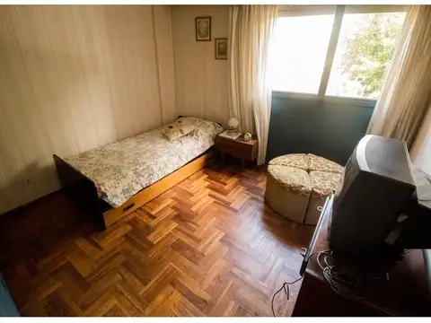 Departamento 5 ambientes con 2 baños