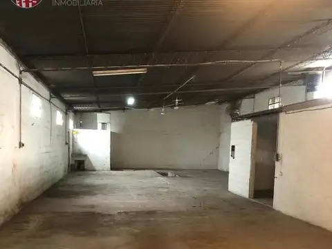 Galpón en venta - Los Boulevares