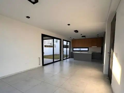 Casa en Venta al Este