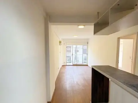 Departamento en Alquiler en Colegiales, $ 960.000