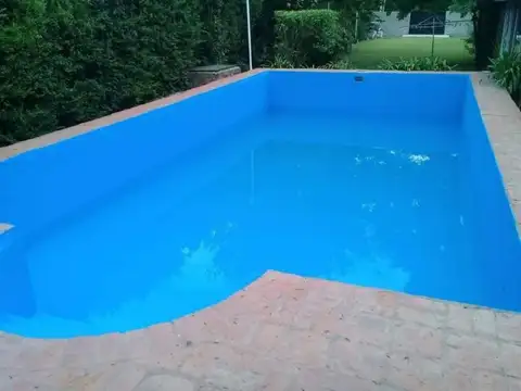 Quinta Avenida  900 , Piso 0