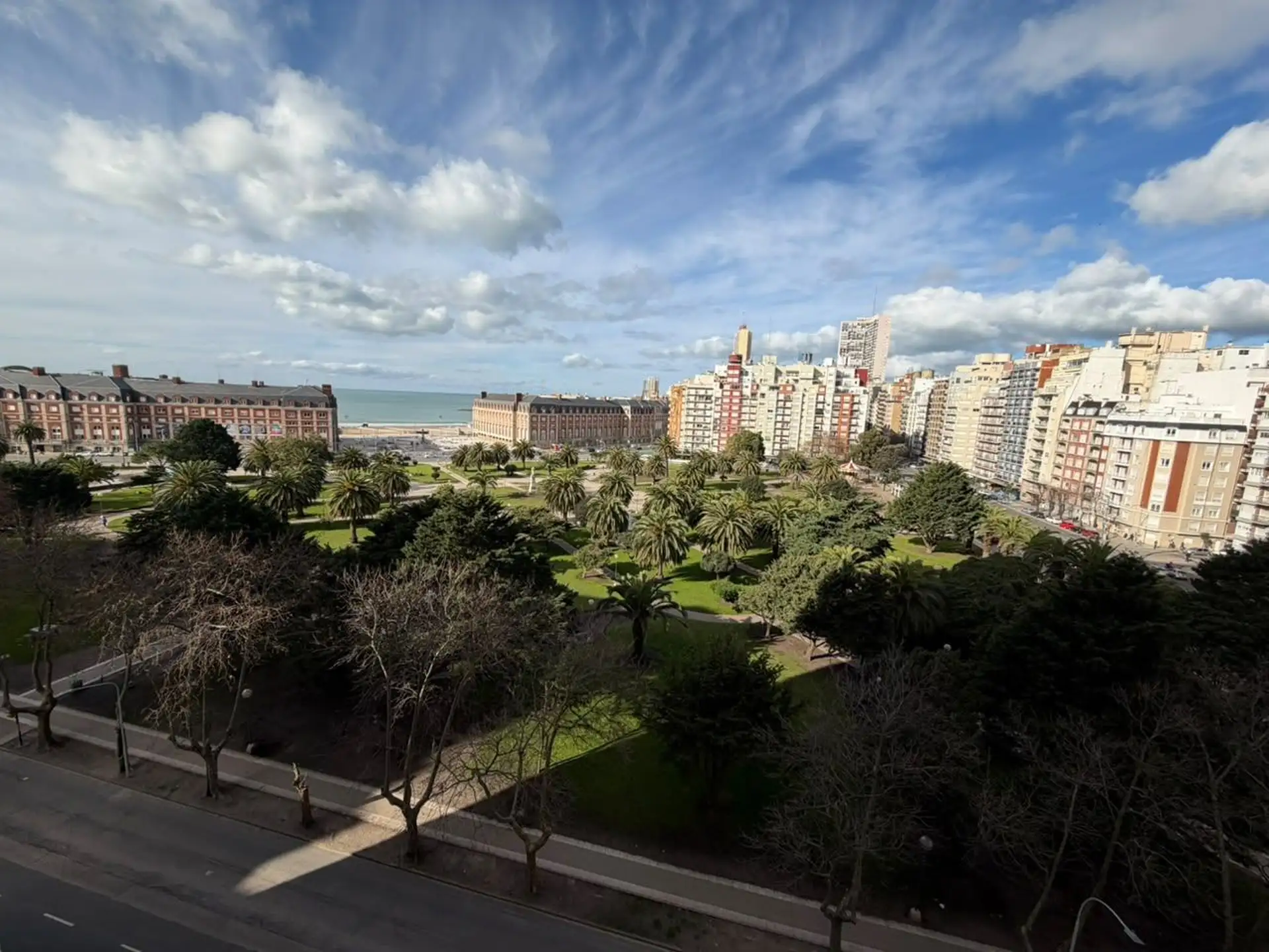 Depto 2 amb, 43m² con vista al mar y Plaza Colón