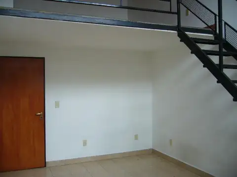 Depto Tipo Casa en Alquiler de 1 dormitorio