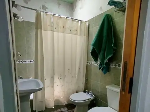 venta casa amplio parque cuatro ambientes moreno