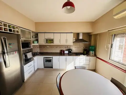 Casa en Venta en Barrio Guemes, USD 185.000