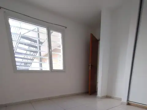 Depto Tipo Casa en Alquiler de 1 dormitorio