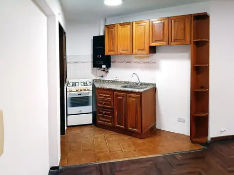 Bv. Pte. Umberto Arturo Illia 654, Nueva Córdoba, Córdoba 600