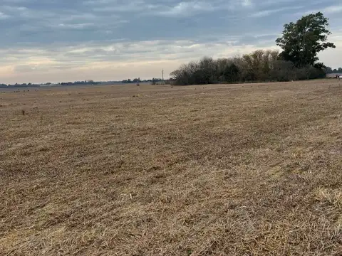 Campo en Venta de 27  ha