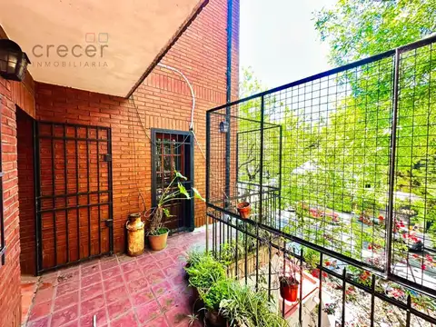 Depto Tipo Casa en Venta de 5 ambientes