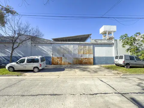 Galpon en Venta en Sarandi, USD 3.600.000