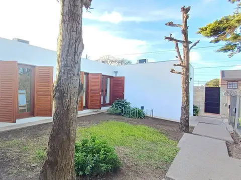 Casa 5 ambientes con 5 baños