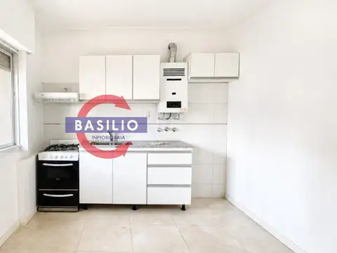 ALQUILER PH 3 AMBIENTES CON PATIO TECHADO EN CARAPACHAY