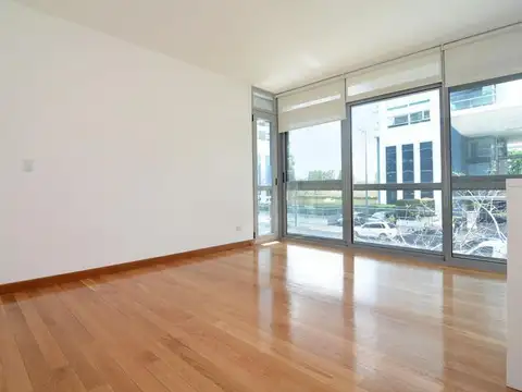 Departamento 3 ambientes Suits Luminoso Reciclado con balcon cochera y baulera en Puerto Madero