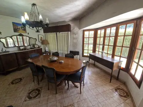Casa 4 ambientes con 4 baños