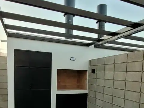 Casa 2 ambientes con 2 baños