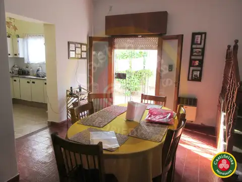 CHALET en 2 PLANTAS   LOTE de 25,98 X 17,32 = 449,97 m2