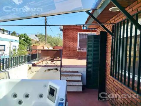 Depto Tipo Casa en Venta de 7 ambientes