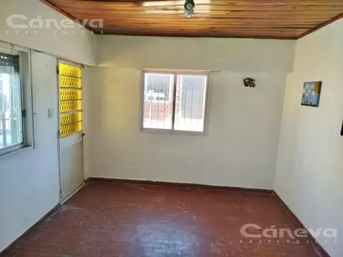 Depto Tipo Casa en Venta con 1 cocheras