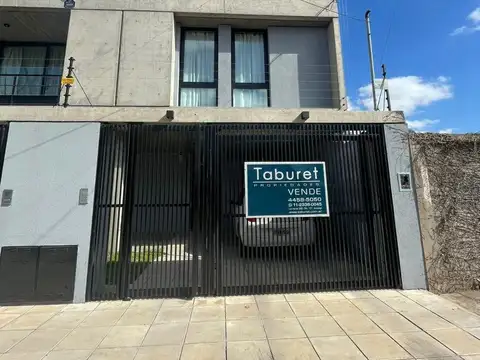 Depto Tipo Casa en Venta de 3 dormitorios