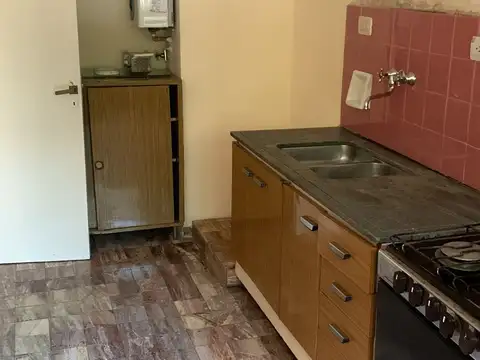 Semipiso externo, 2 dormitorios con balcón