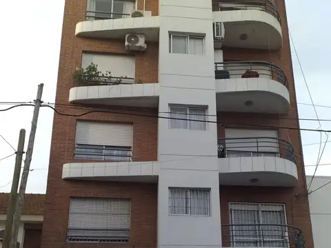 ALQUILER DE DEPARTAMANTO DE 2 AMBIENTES EN RAMOS MEJIA SUR