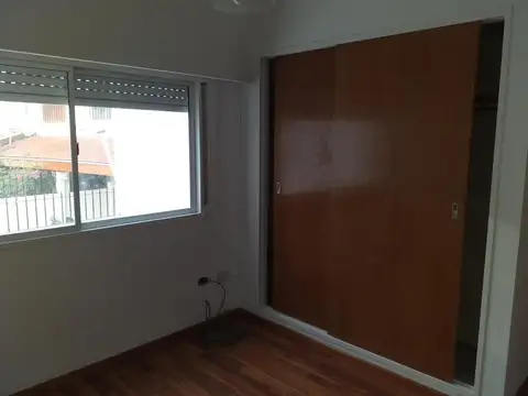 Departamento en Alquiler en Ramos Mejia Sur, $ 600.000