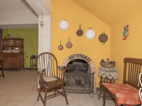 Depto Tipo Casa 5 ambientes con 2 baños
