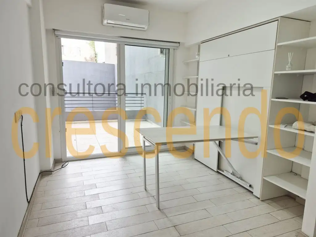 FRAGATA PTE. SARMIENTO 2000, Piso 1