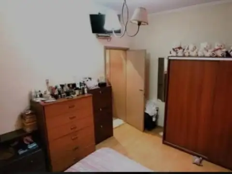 Depto Tipo Casa en Venta 40 años