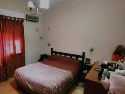 Depto Tipo Casa 4 ambientes con 2 baños